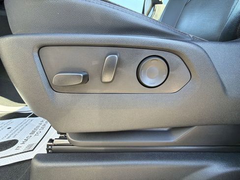 Used 2023 Chevrolet Suburban High Country w/ Premium Package AWD/4WD image 14