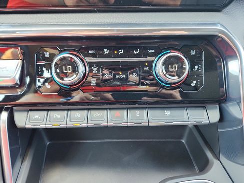 New 2026 GMC Sierra 1500 Denali w/ Denali Reserve Package image 17