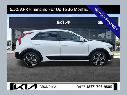 New 2025 Kia Niro EX Touring