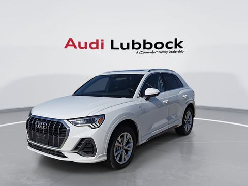 Used 2025 Audi Q3 2.0T Premium AWD/4WD image 3
