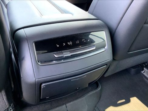 Used 2023 Cadillac Escalade Premium Luxury w/ LPO, Floor Liner Package AWD/4WD image 34