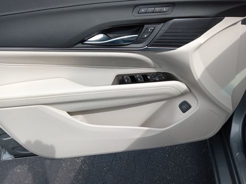 Certified 2023 Cadillac CT4 Premium Luxury w/ Technology Package AWD/4WD image 10