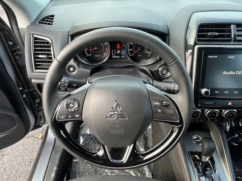 Used 2025 Mitsubishi Outlander Sport AWD image 12