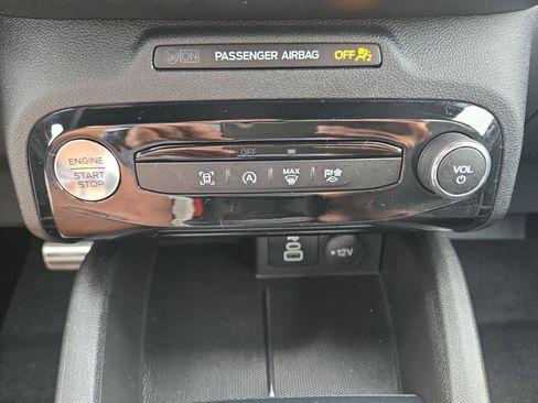 Used 2024 Ford Escape ST-Line w/ Tech Pack #1 AWD/4WD image 19