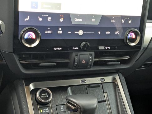 Certified 2024 Lexus GX 550 AWD/4WD image 13