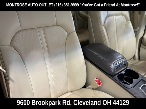 Used 2019 Lincoln MKT AWD image 55