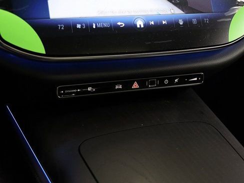 New 2026 Mercedes-Benz E 350 4MATIC Sedan image 22