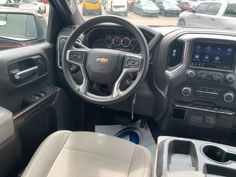 Used 2020 Chevrolet Silverado 1500 LT image 42