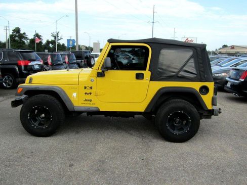 Used 2006 Jeep Wrangler X image 8