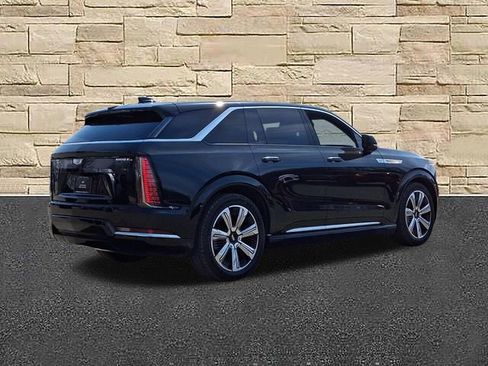 Certified 2025 Cadillac Escalade IQ Luxury 2 image 4