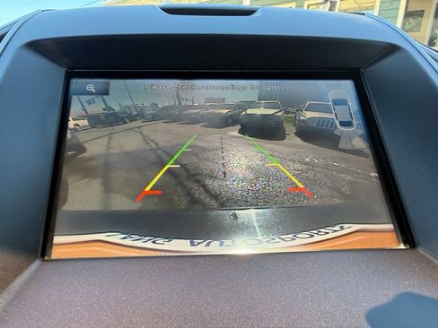 Used 2015 Ford Edge Titanium image 12