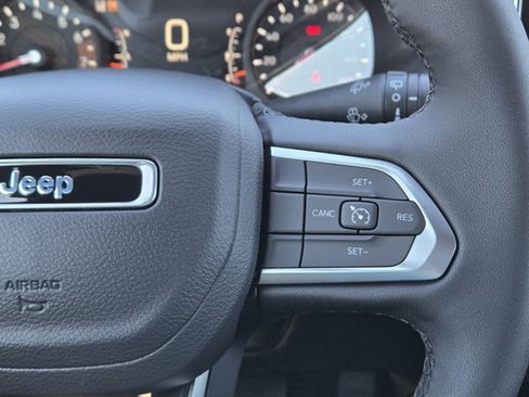 New 2026 Jeep Compass Latitude image 22