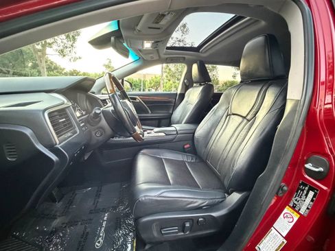 Used 2018 Lexus RX 450hL Premium w/ Premium Package AWD/4WD image 10