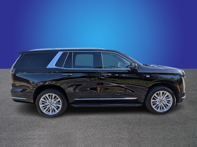 Certified 2025 Cadillac Escalade Premium Luxury AWD/4WD image 6