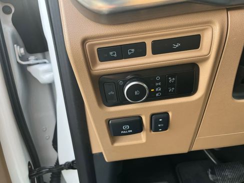 Used 2023 Ford F150 Lariat w/ Equipment Group 502A High image 32