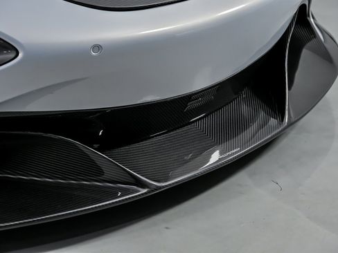 Used 2018 McLaren 720S image 5
