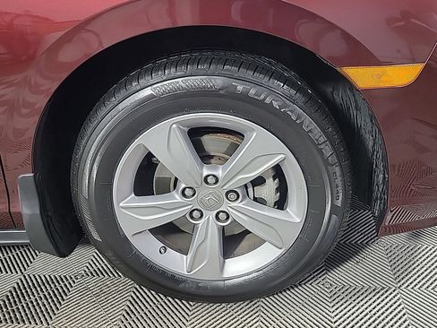 Certified 2018 Honda Odyssey EX-L image 3