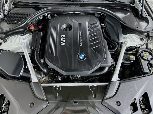 Used 2019 BMW 540i w/ Executive Package RWD image 31