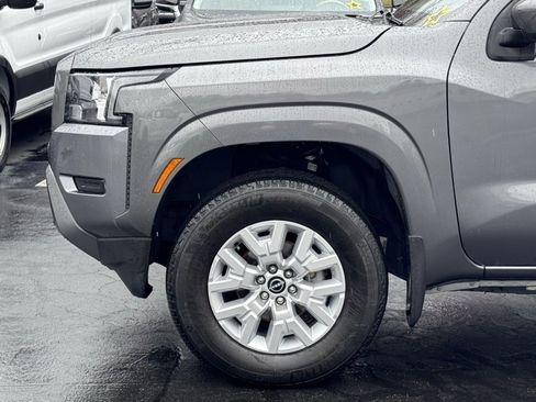 Used 2022 Nissan Frontier SV w/ Technology Package image 34