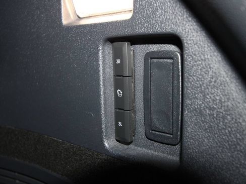 Used 2025 Lincoln Aviator Reserve w/ Equipment Group 201A AWD/4WD image 48