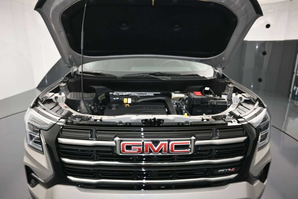 Used 2026 GMC Terrain AT4 w/ Technology Package II AWD/4WD image 28
