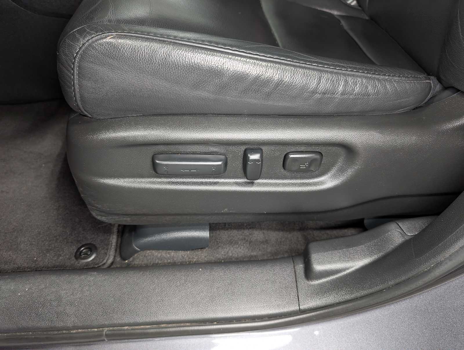 Used 2020 Honda Pilot Touring image 40