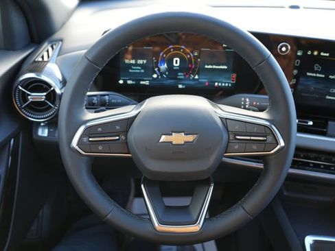 New 2026 Chevrolet Equinox LT image 28