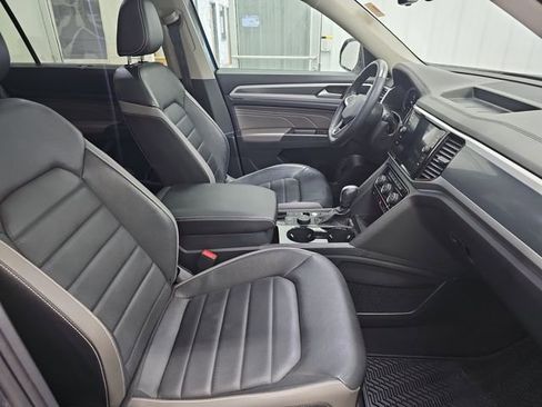 Used 2023 Volkswagen Atlas SEL Premium image 28