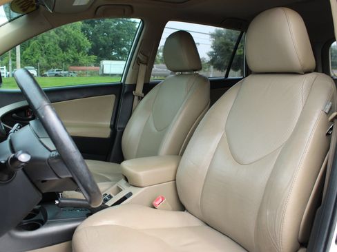 Used 2011 Toyota RAV4 Limited w/ Limited Extra Value Pkg AWD/4WD image 14