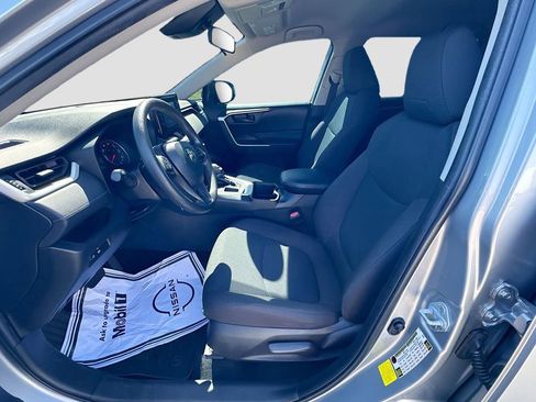 Used 2022 Toyota RAV4 LE image 26