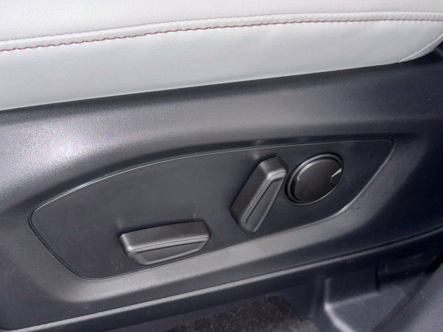 New 2026 Ford Explorer Active w/ Active Comfort Package AWD/4WD image 13