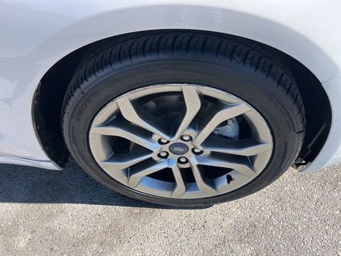 Used 2019 Ford Fusion SEL FWD image 23
