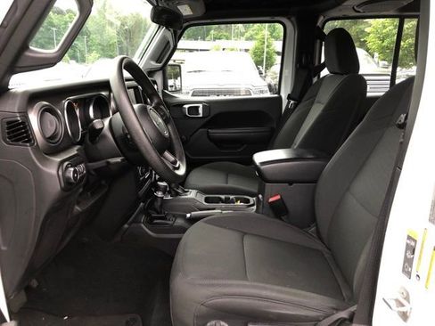 Used 2022 Jeep Wrangler Unlimited Sport AWD/4WD image 10