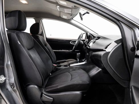 Used 2019 Nissan Sentra SV image 44