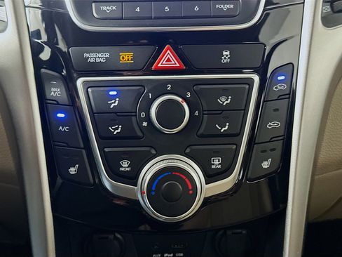 Used 2013 Hyundai Elantra GT FWD image 21