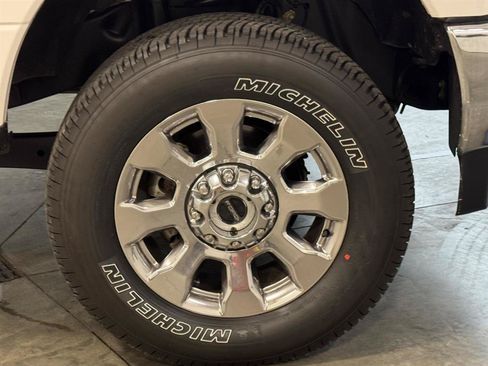 Used 2018 Ford F350 King Ranch w/ King Ranch Ultimate Package AWD/4WD image 32