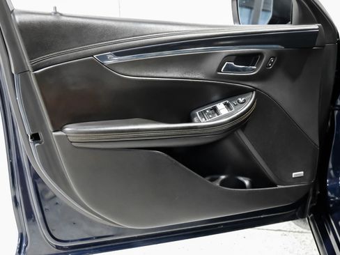 Used 2019 Chevrolet Impala Premier FWD image 41