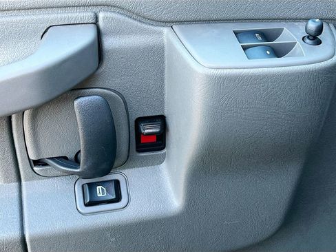 Used 2024 Chevrolet Express 2500 w/ Driver Convenience Package image 17