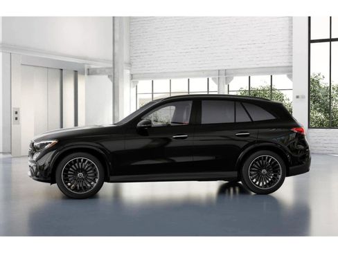 Used 2026 Mercedes-Benz GLC 300 GLC 300 image 34