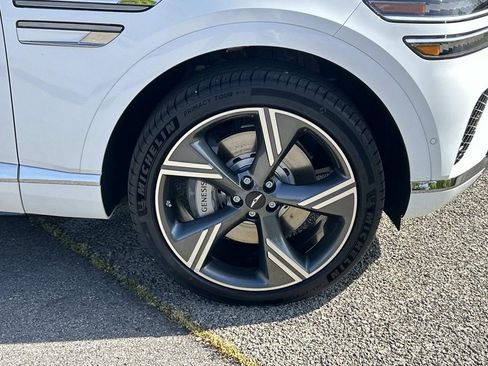 New 2026 Genesis GV80 2.5T Prestige image 9