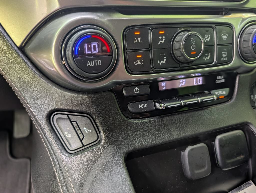 Used 2018 Chevrolet Tahoe LT AWD/4WD image 16