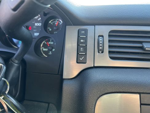 Used 2014 Chevrolet Tahoe LT image 26