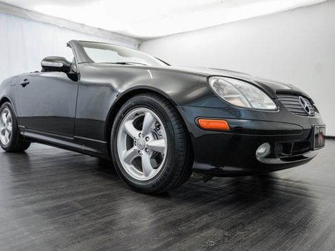 Used 2003 Mercedes-Benz SLK 320 image 22