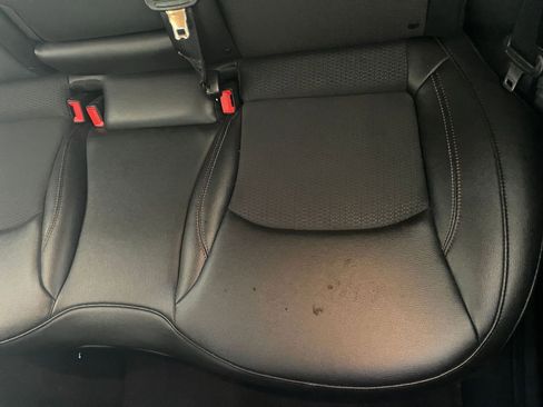 Used 2025 Jeep Compass Trailhawk image 35