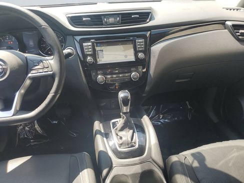 Used 2017 Nissan Rogue Sport SL AWD/4WD image 11