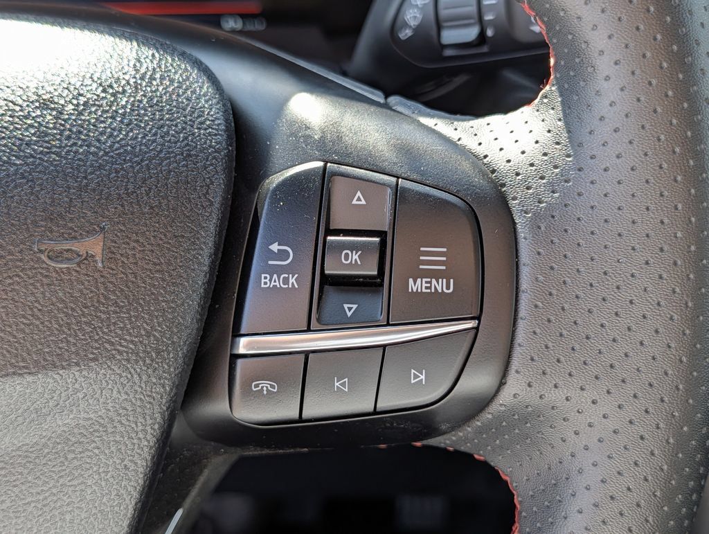 Used 2025 Ford Escape ST-Line FWD image 20