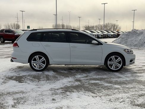 Used 2019 Volkswagen Golf S w/ Driver Assistance Package image 6