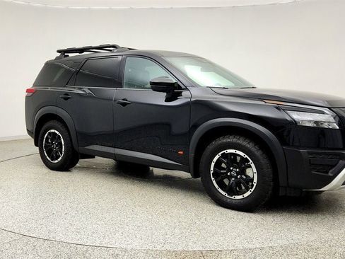 Used 2025 Nissan Pathfinder Rock Creek AWD/4WD image 3