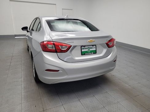 Used 2018 Chevrolet Cruze LT w/ LT Fleet Convenience Package FWD image 6