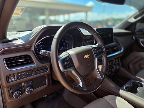 Used 2023 Chevrolet Tahoe LT w/ Luxury Package RWD image 17